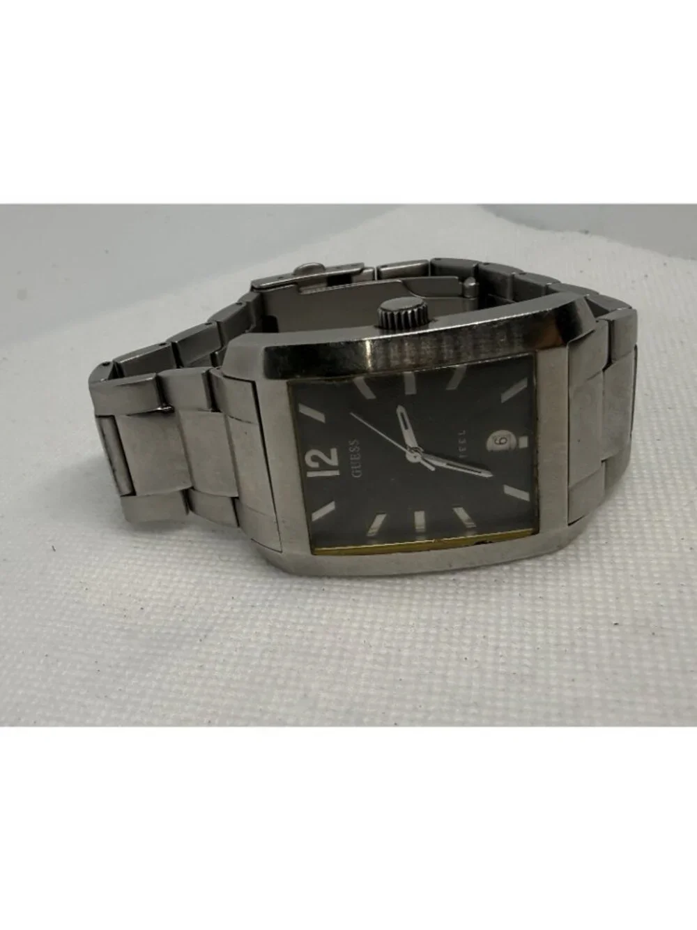 Guess G10150G Mens Silver Steel Black Textured Dial Diamond Watch 33mm